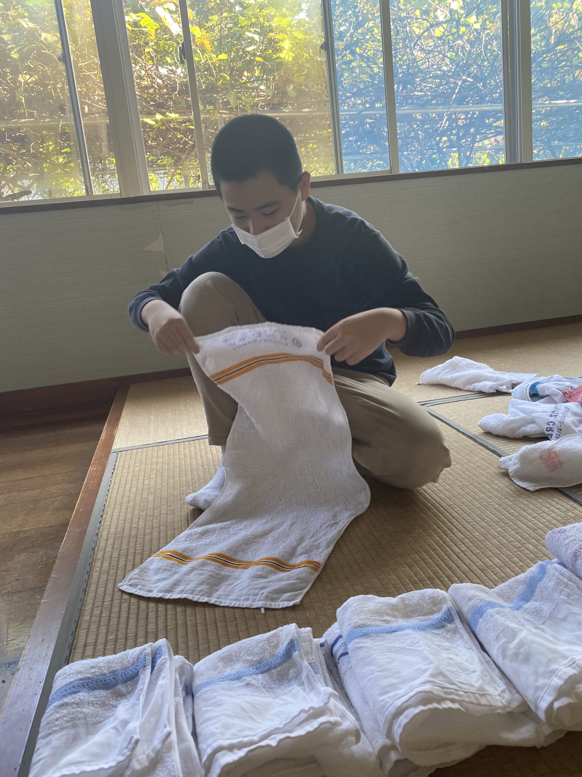 洗濯物たたみに挑戦！
